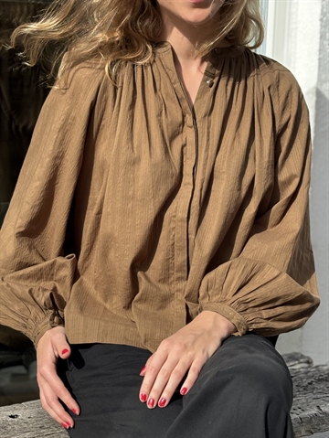 Diega Celestino Camel